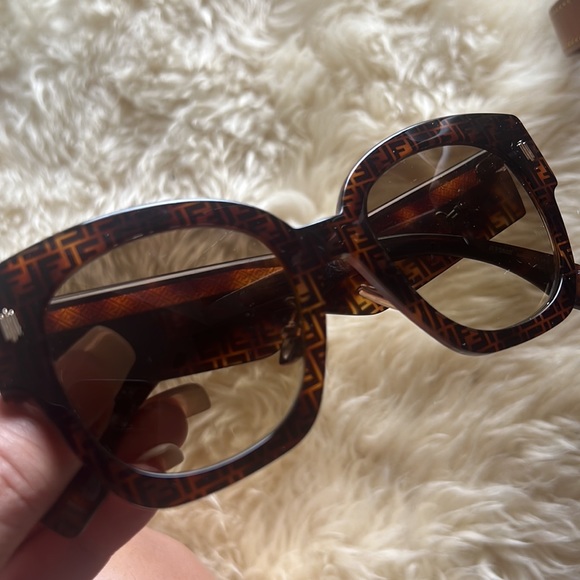 Authentic Fendi Monogram Sunglasses - never worn - Picture 3 of 8